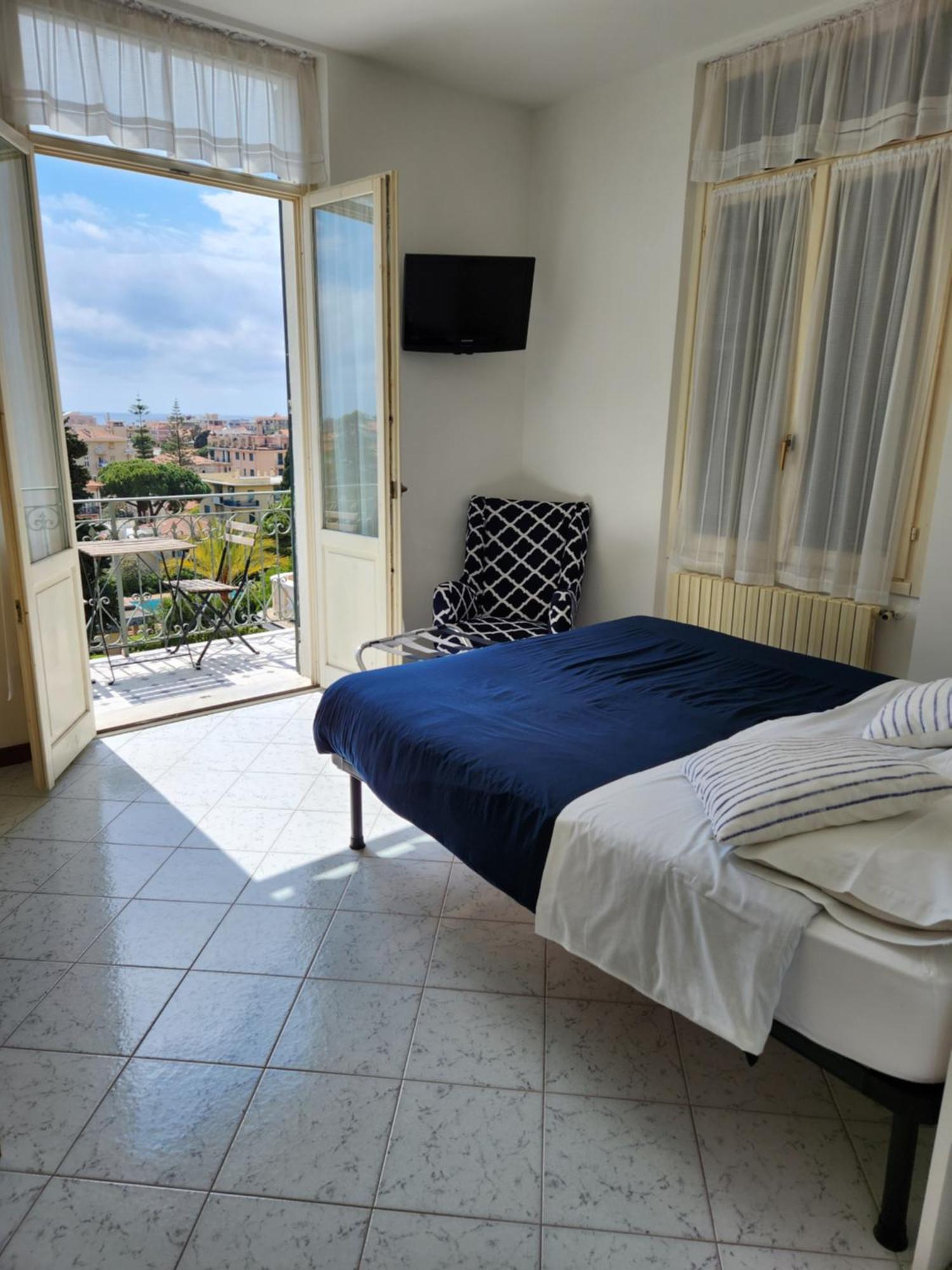 Villa Virginia Bordighera Room photo