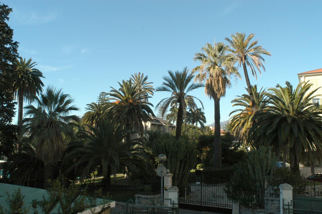 Villa Virginia Bordighera Exterior photo